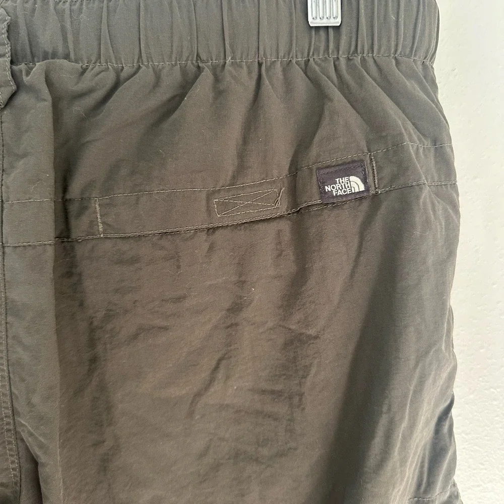 The North Face Granola Hiking Outdoor Men's Medium‎ Green Cargo Shorts